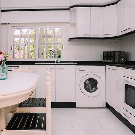 Bella Y Calida Cerca De By Виго